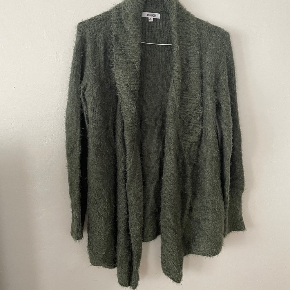 BB Dakota Sweater